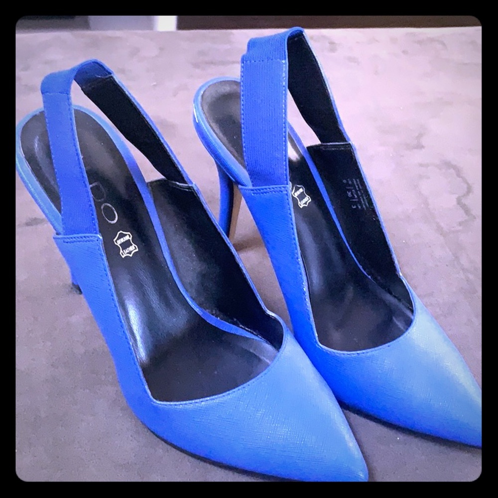 Pointy strap back heels